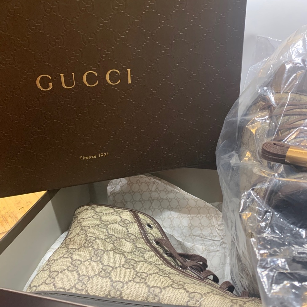 Gucci Sneakers